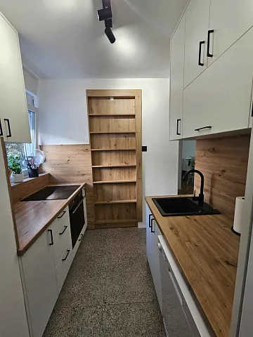 Beautiful and spacious two-bedroom apartment in an excellent location — photo 9